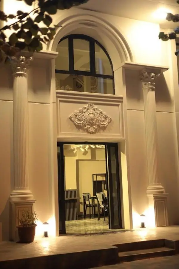 BZN Airport Hotel