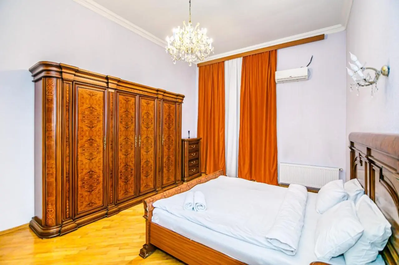Apartment Hiss Lux