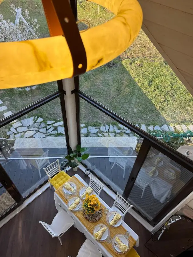 Yellow House Natakhtari