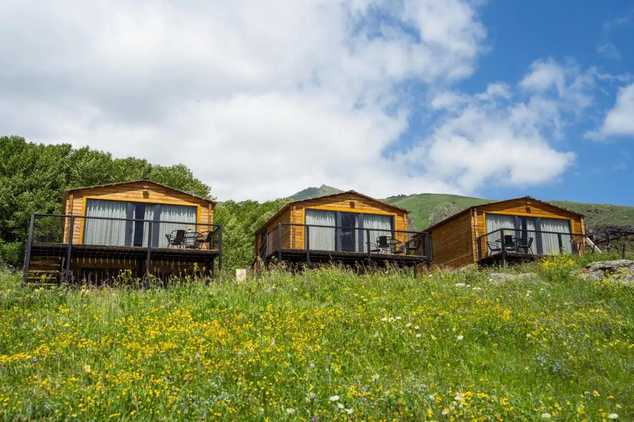 Cottage Mountain crystal kazbegi