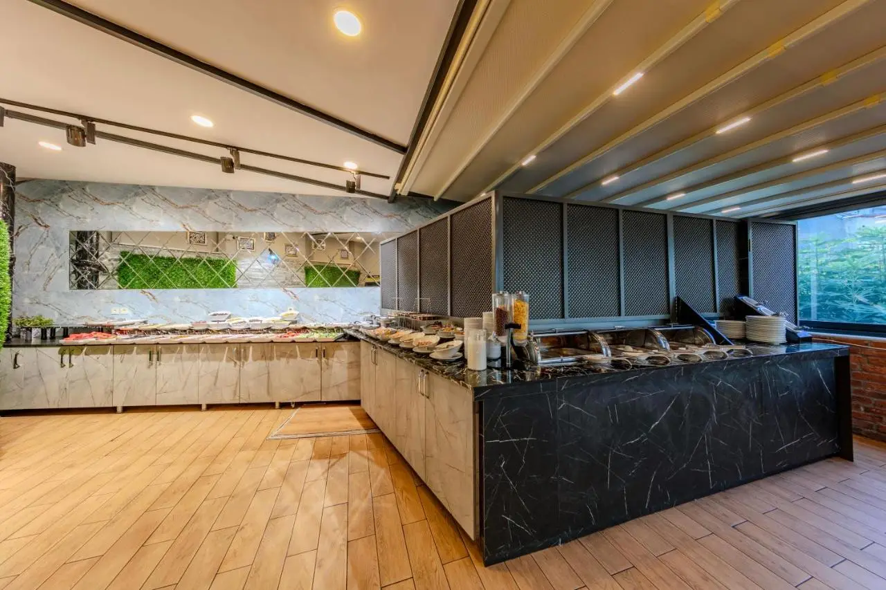 Sultan Hamit Hotel