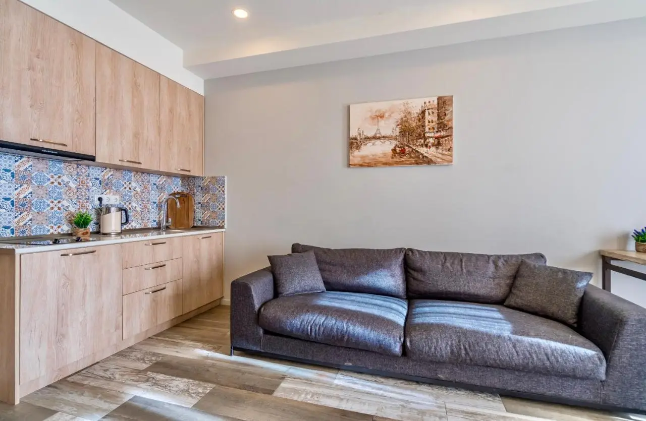 GVC 3-room 2-level apt New Gudauri