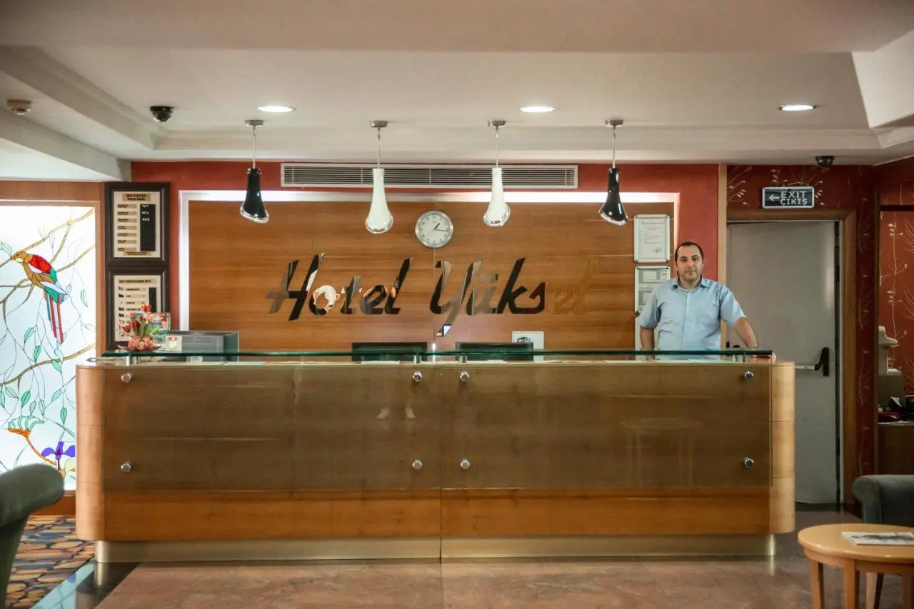Yuksel Hotel