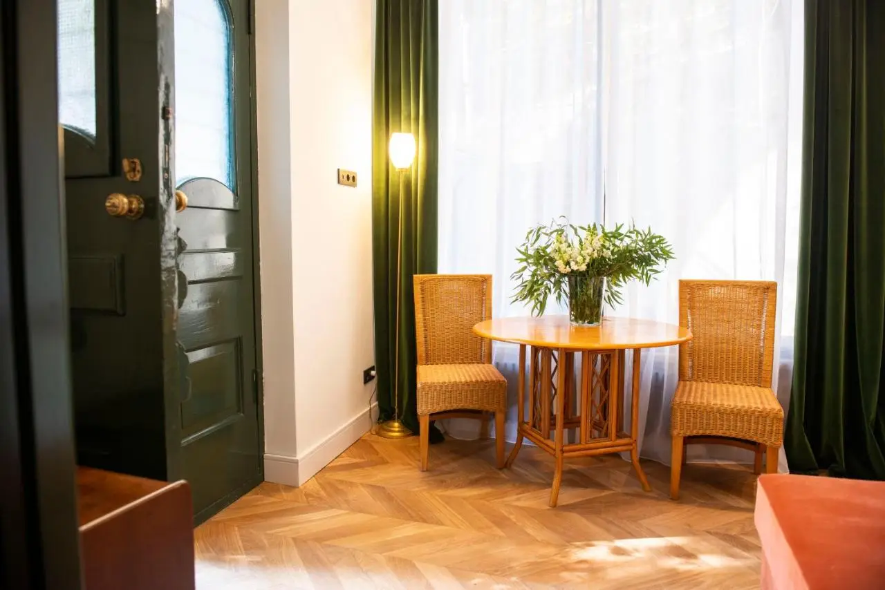 Funicular Inn Apartments
