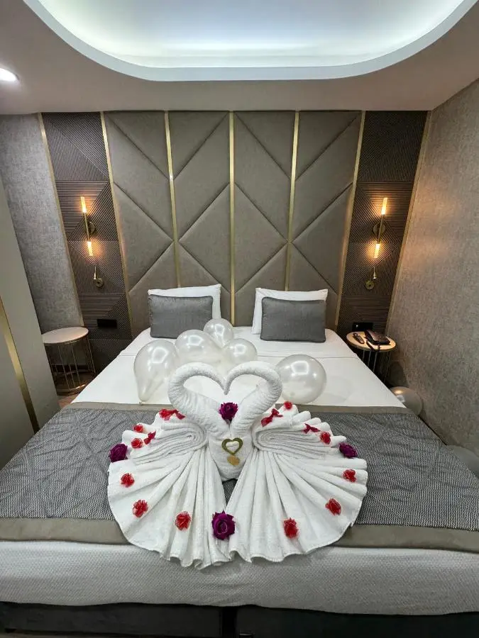 Elysia Hotel