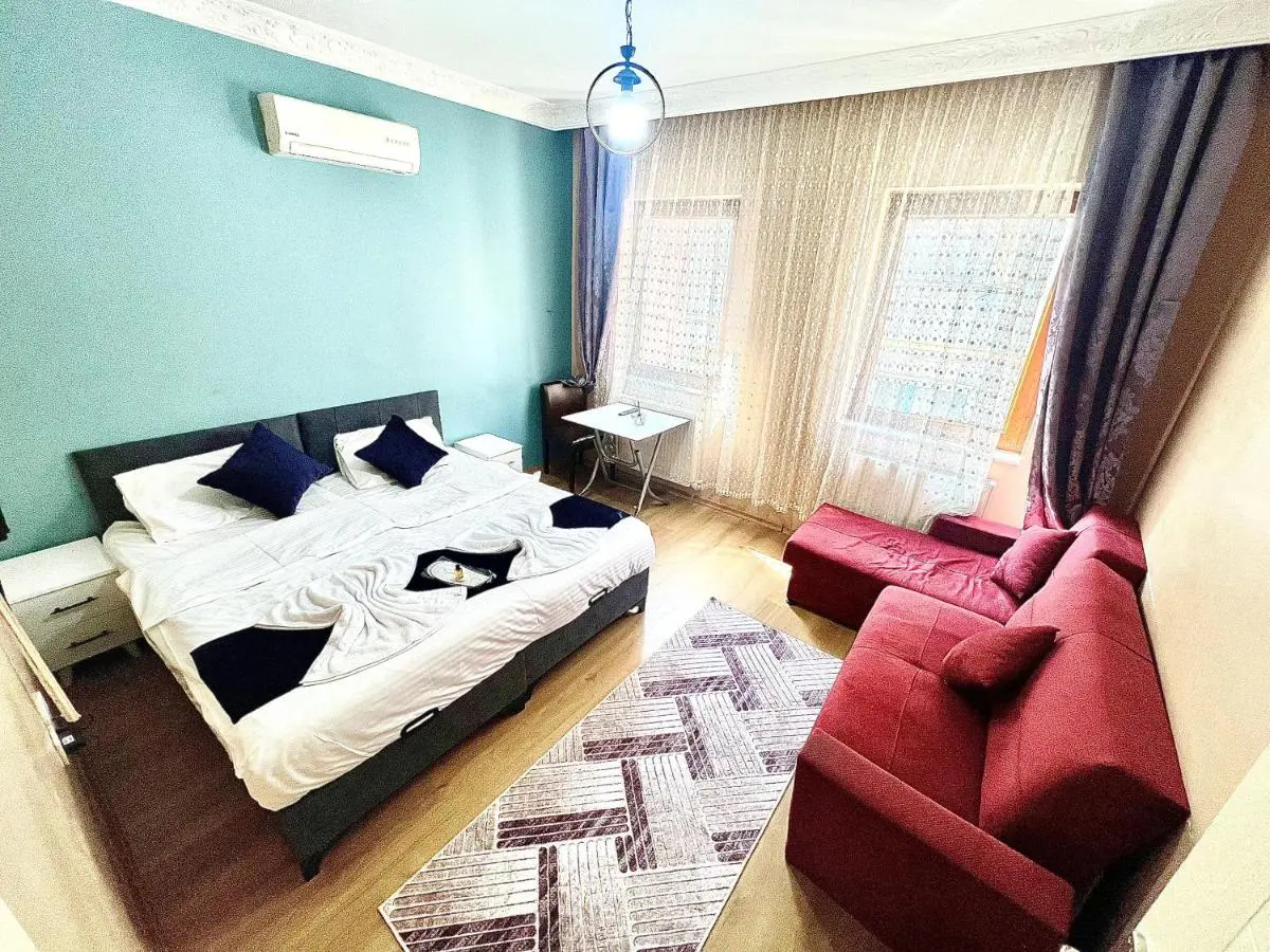Taksim White House Hotel