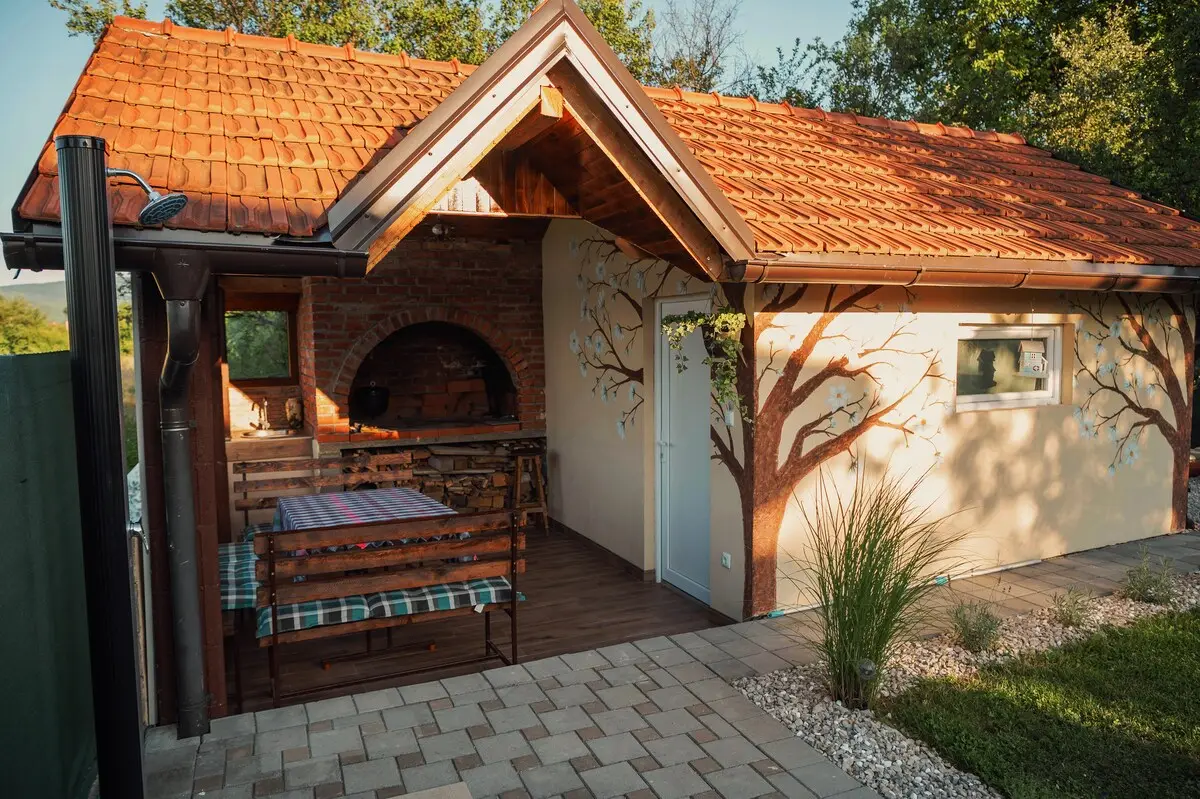 Riverside Plaza Villa