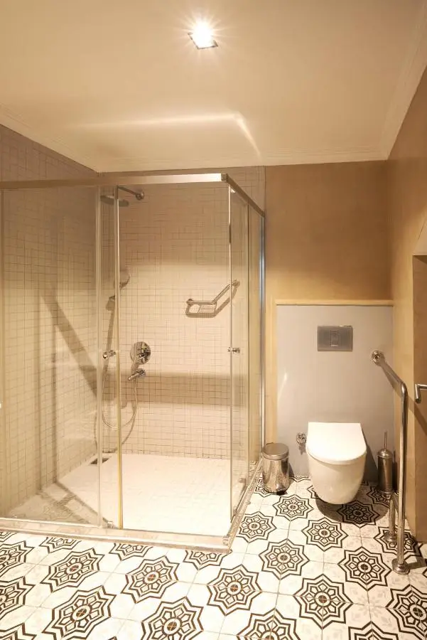Orya Hotel