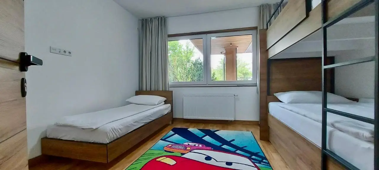 Villa Wood & Green SPA