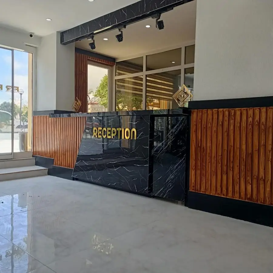 Far Life Hotel