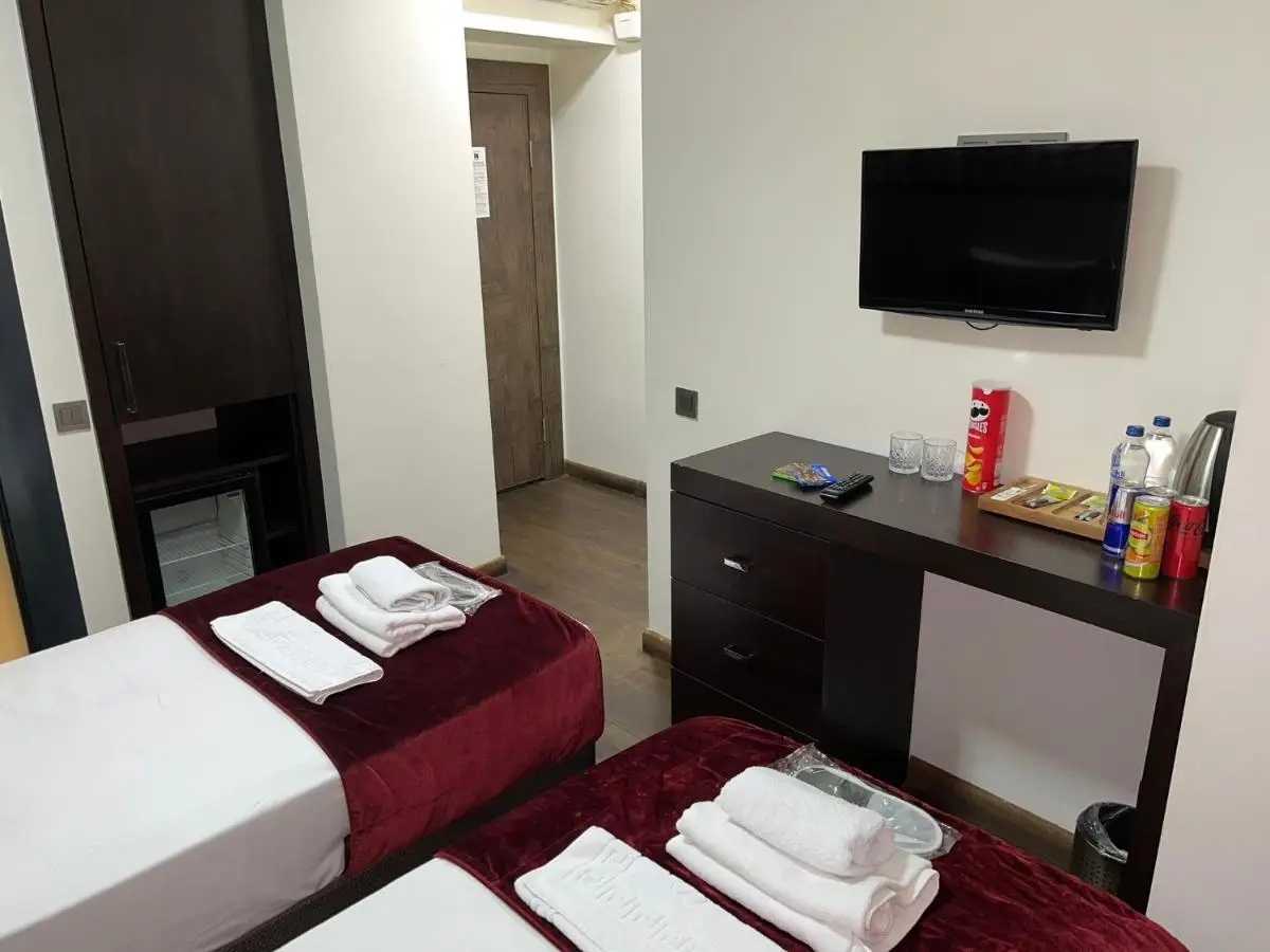 Pandora Hotel