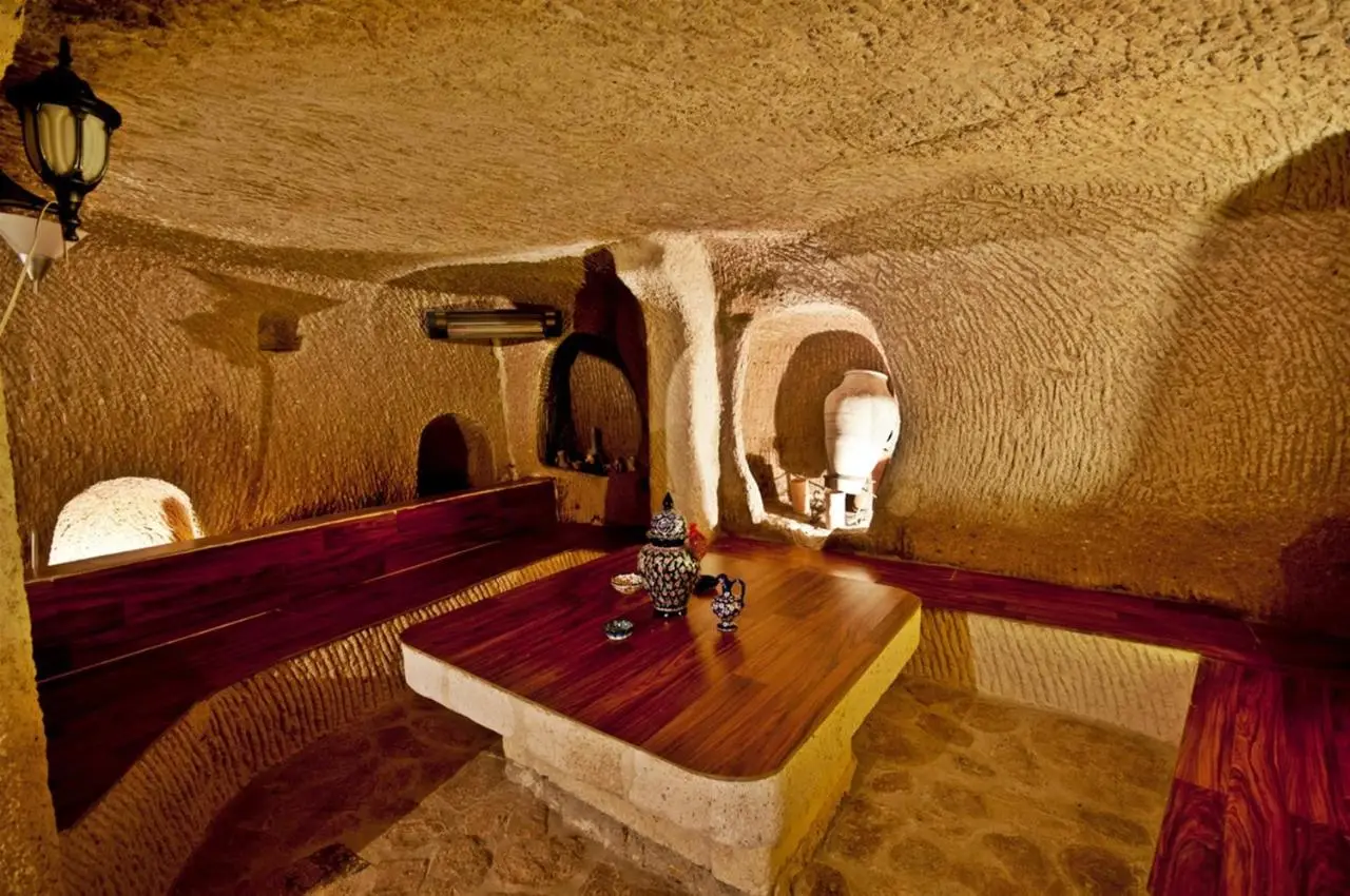 Adanos Konuk Evi