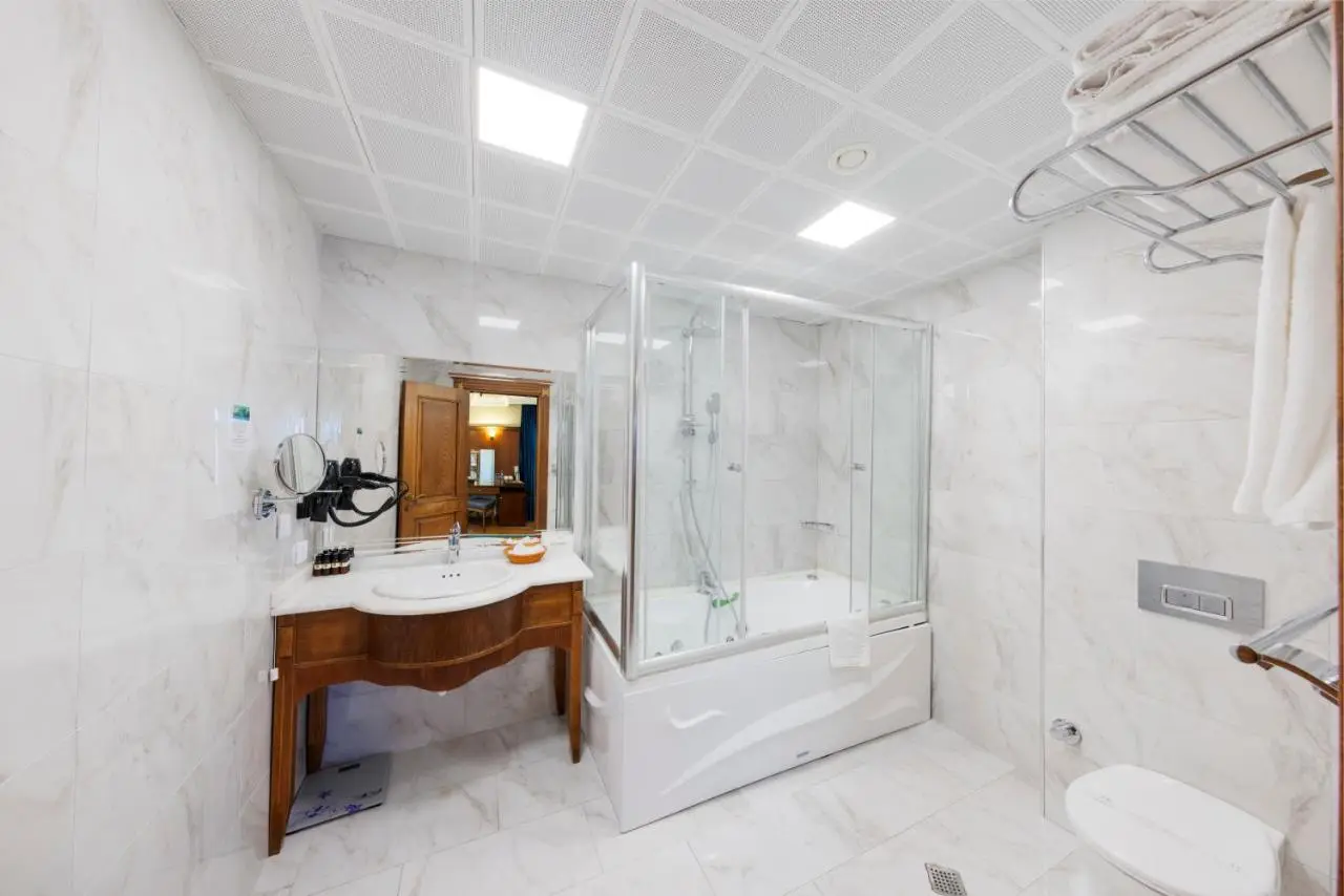 Seven Hills Hotel - Special Category