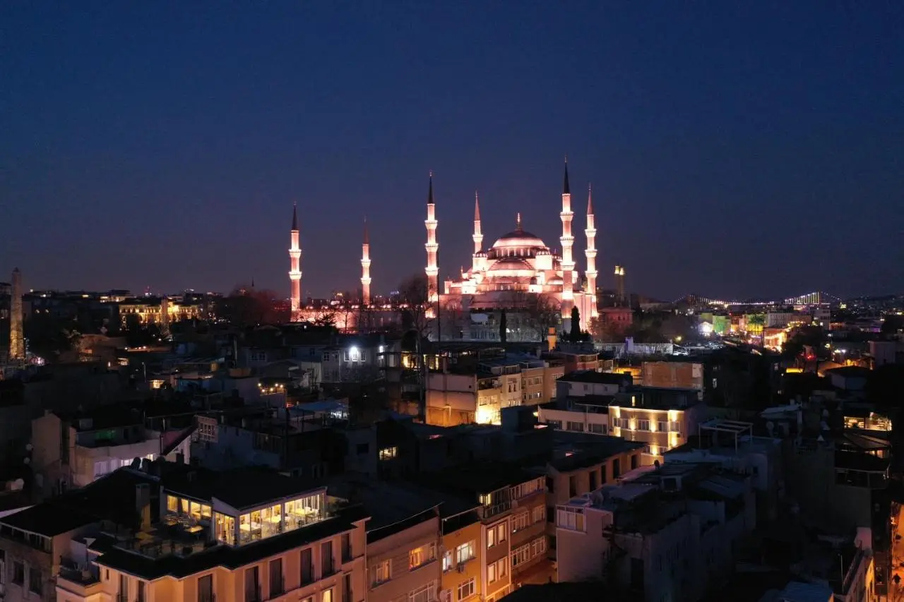 Seatanbul Hotel