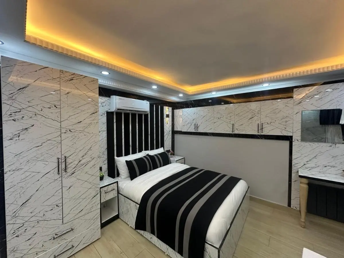 TAKSİM LARİSSA RESİDENCE