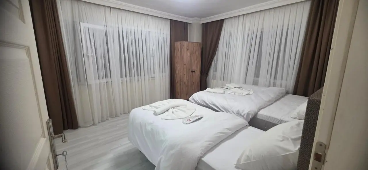 Blue Amedist Hotel