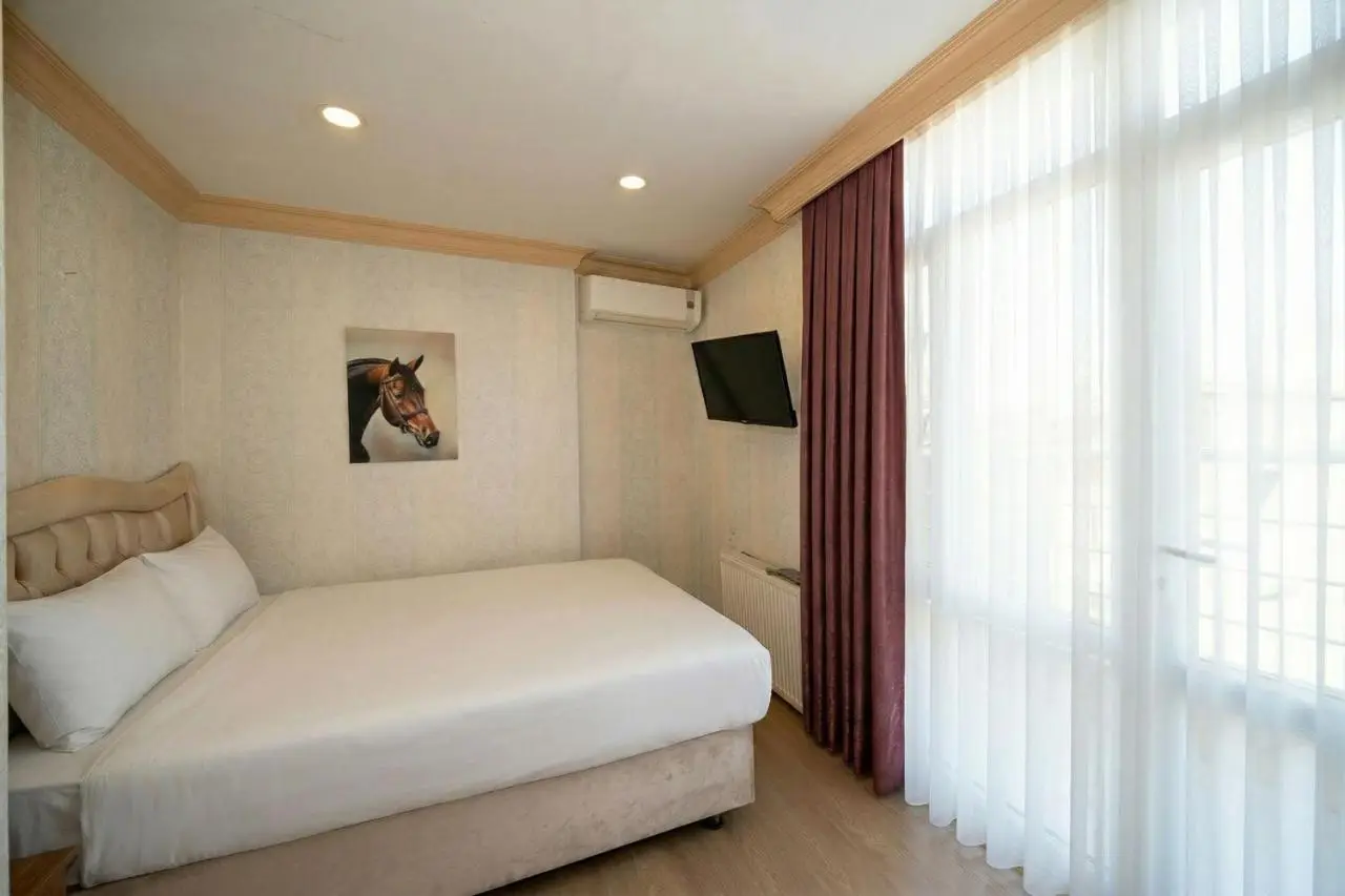 Maxwell Hotel