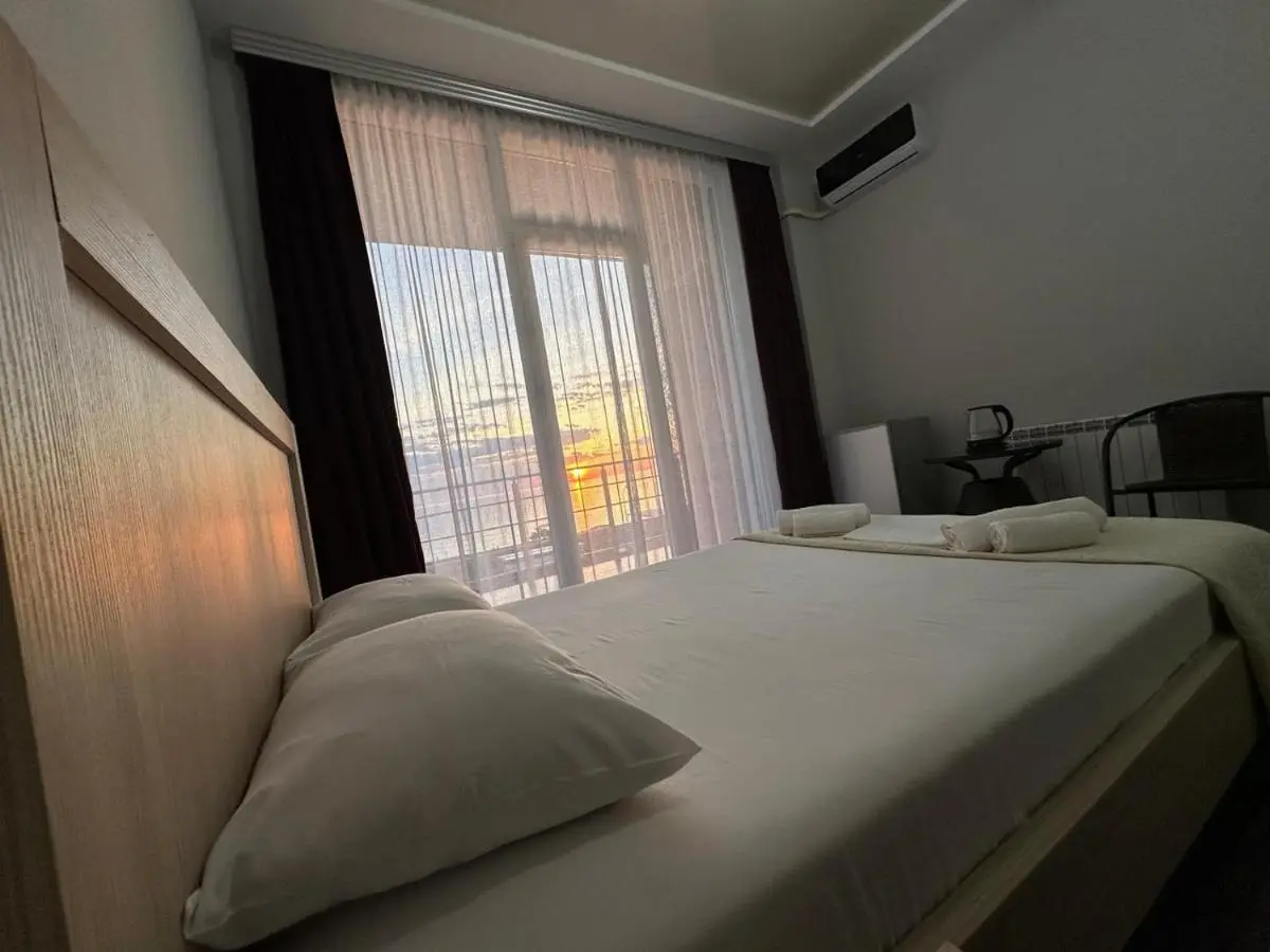 Guest House 99