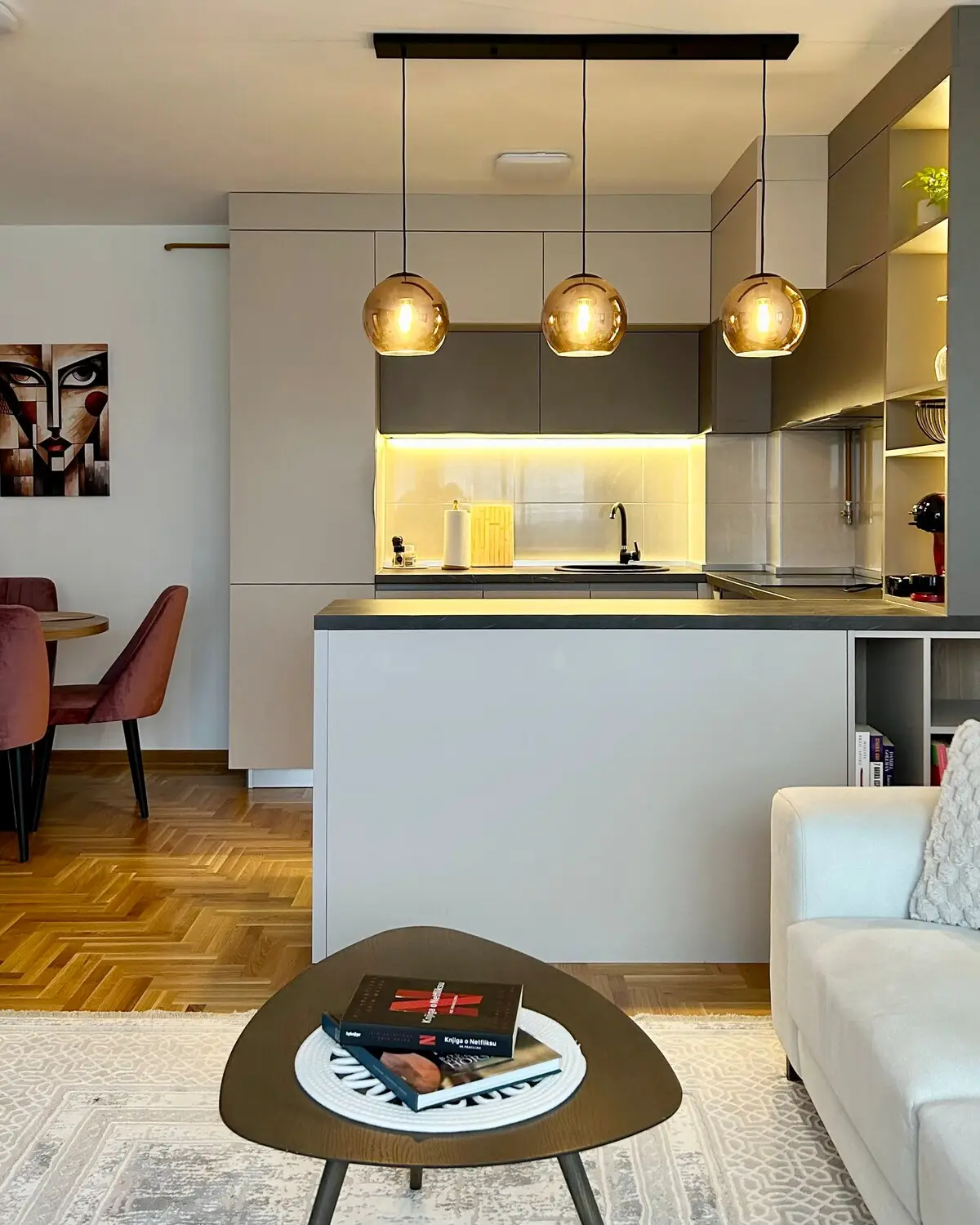 Sunny Side of Sarajevo - Bright & Modern Apartment