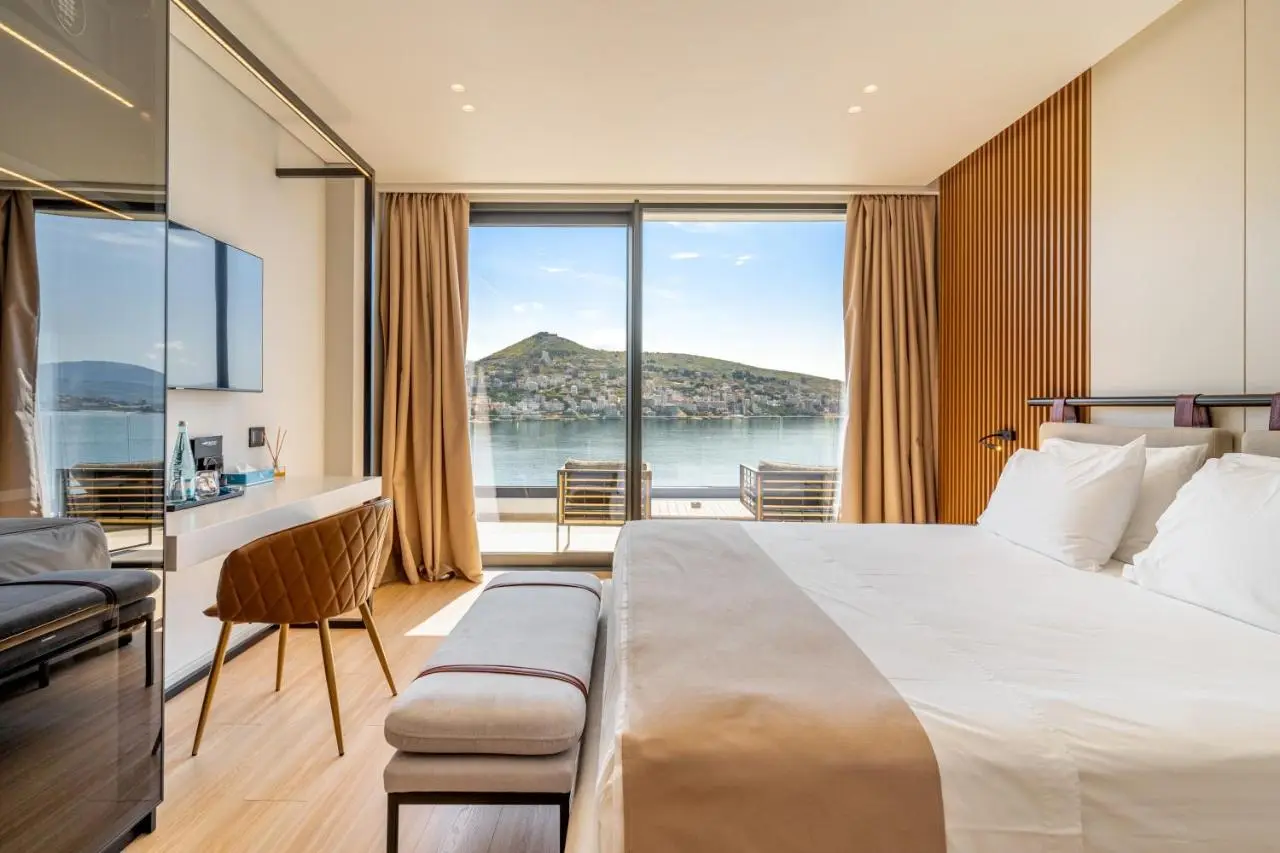 AlYACHT Premium Hotel