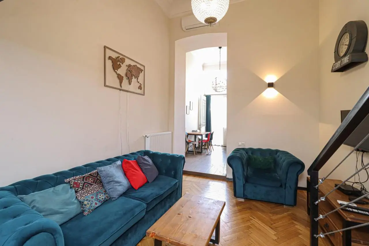 Wehost Mezzanine Apartment