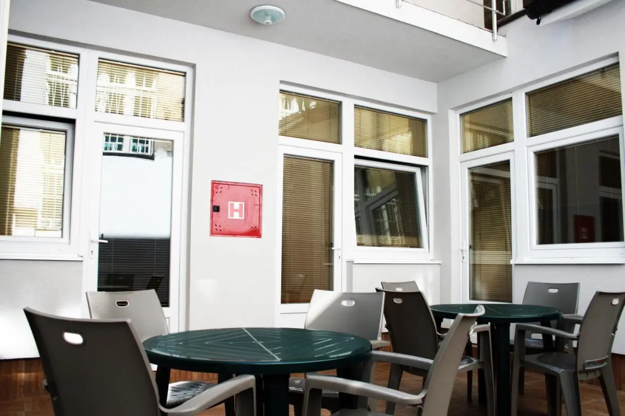 Hostel Mak