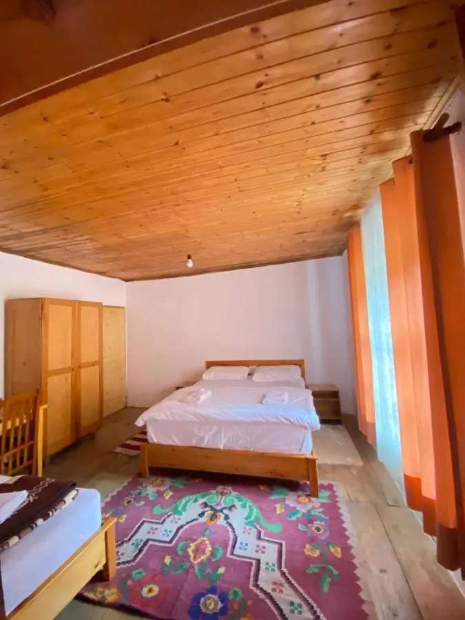 Rupa Guest House