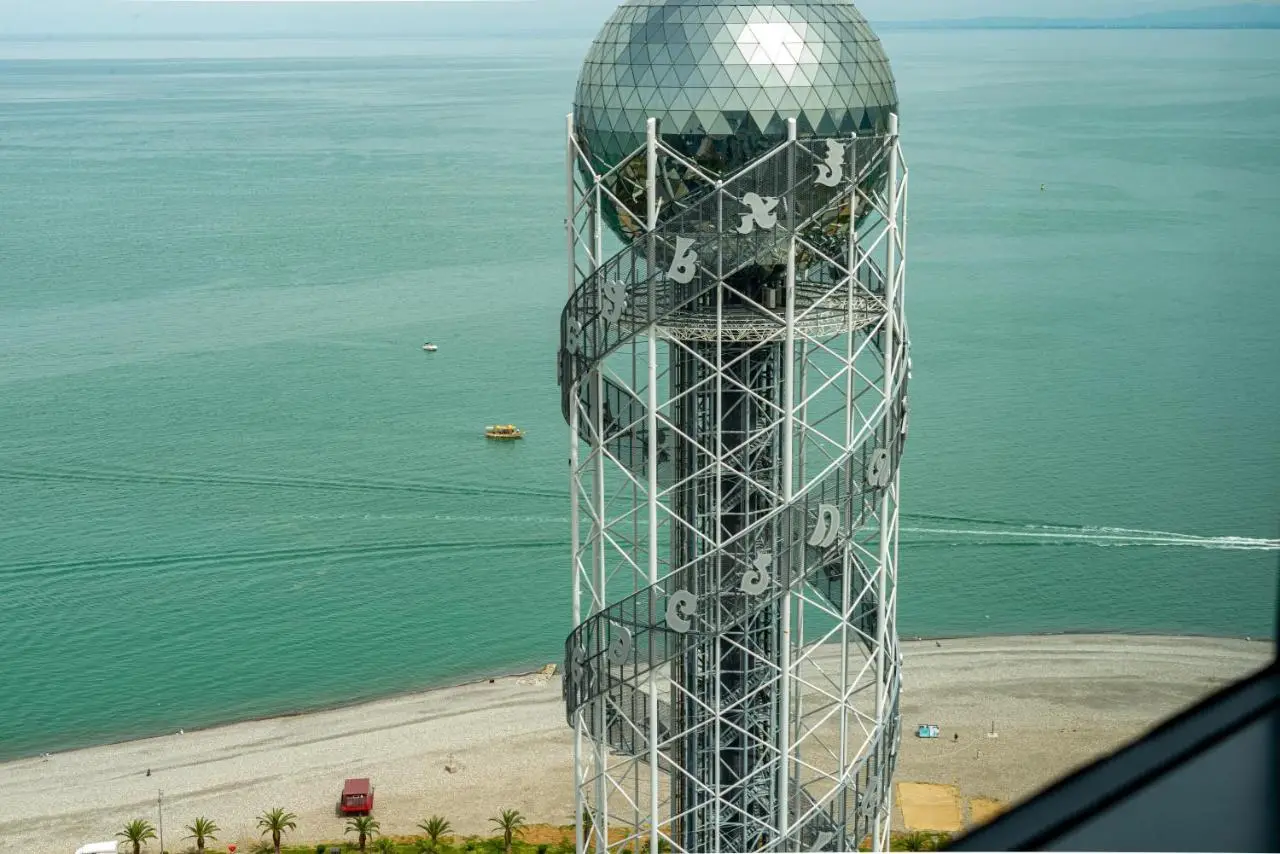 Sea Nirvana - Romantic Apartment with Sea View in Porta Batumi Tower