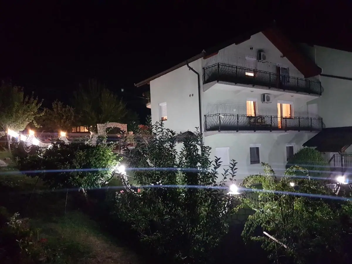 Guest house Dinka