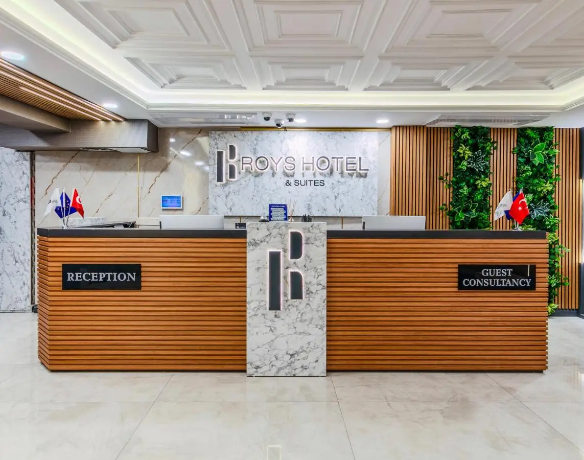 Roys Hotel & Suites