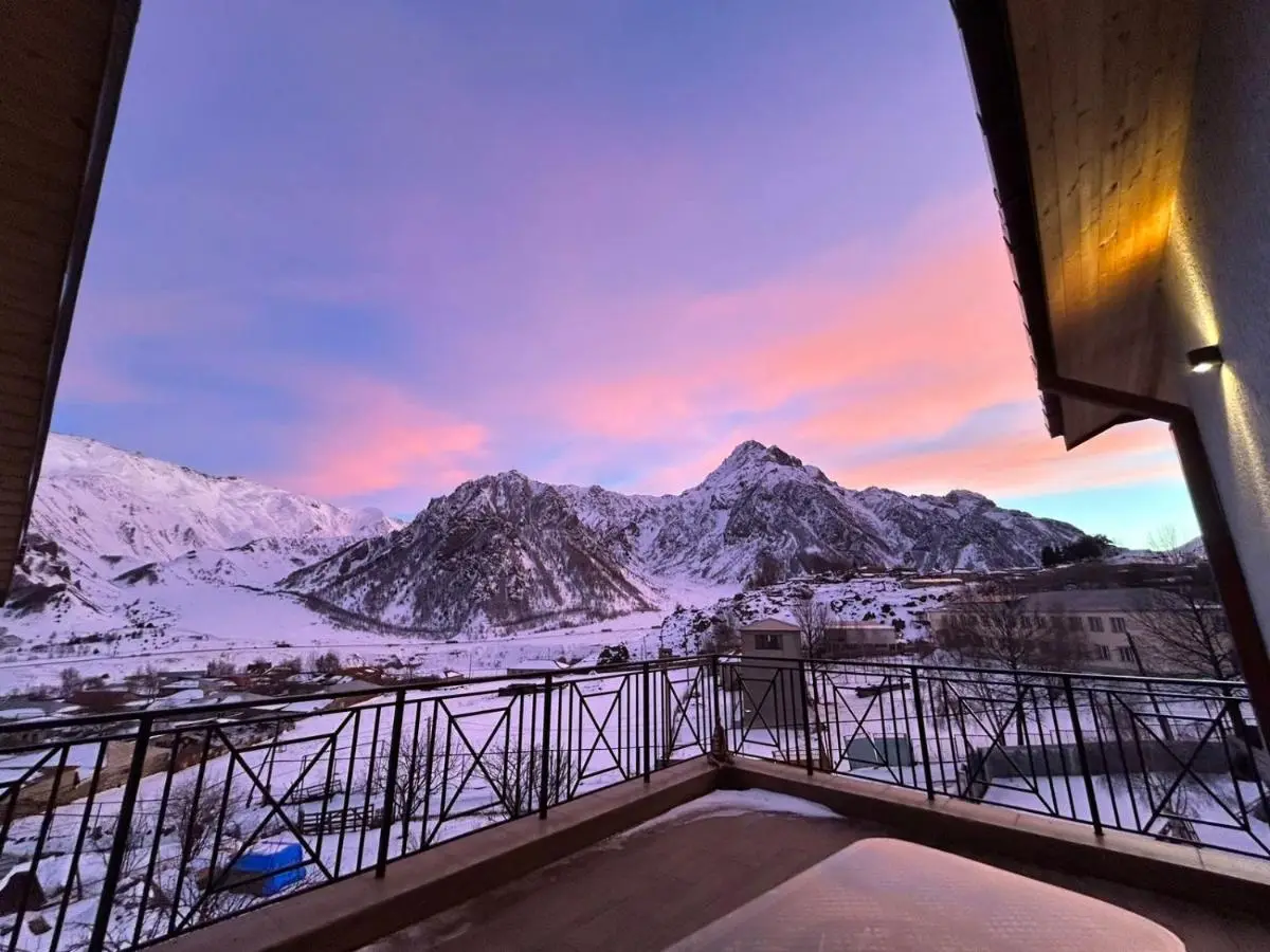 Orophile guest house
