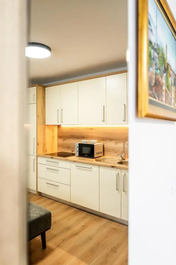 Lelas Apartments - free parking