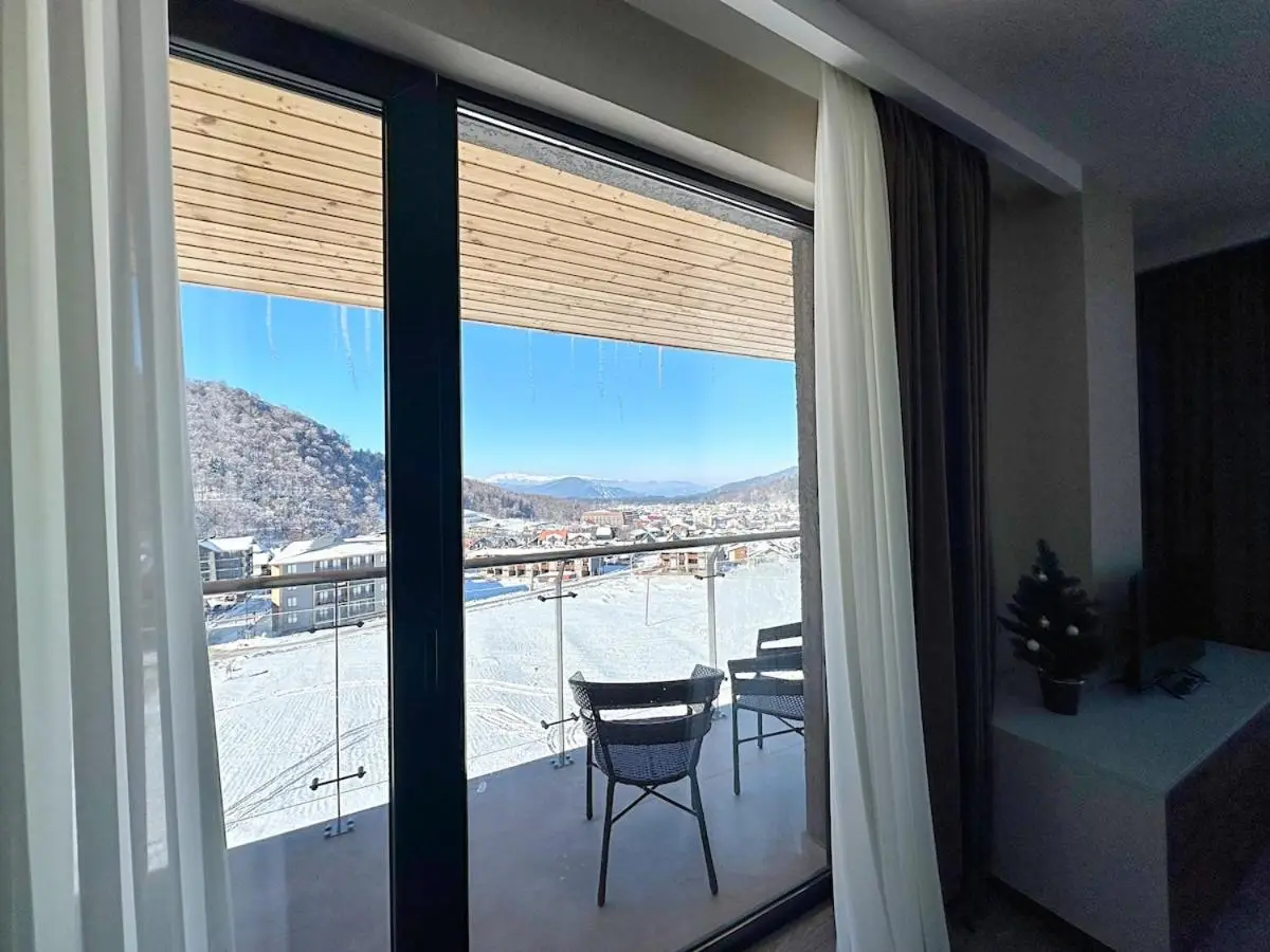Crystal Loft Block C Apartment with views