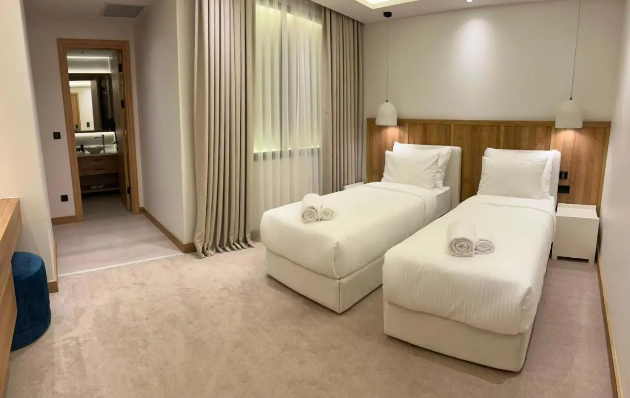 Premier Lounge Hotel