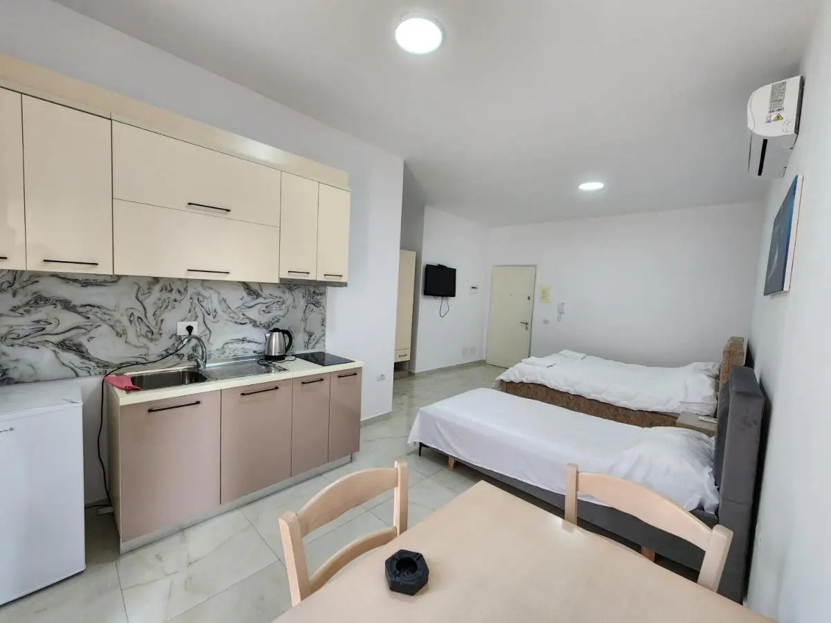 Anchor Apartments