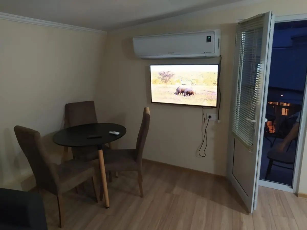 Apartment Dry Bridge