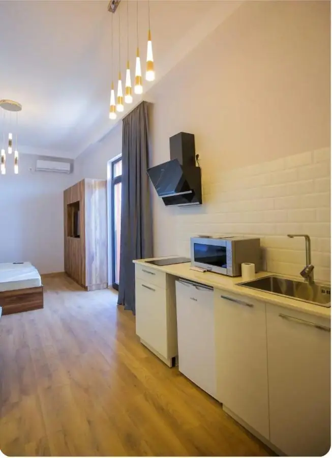 Seventh Floor Apartment