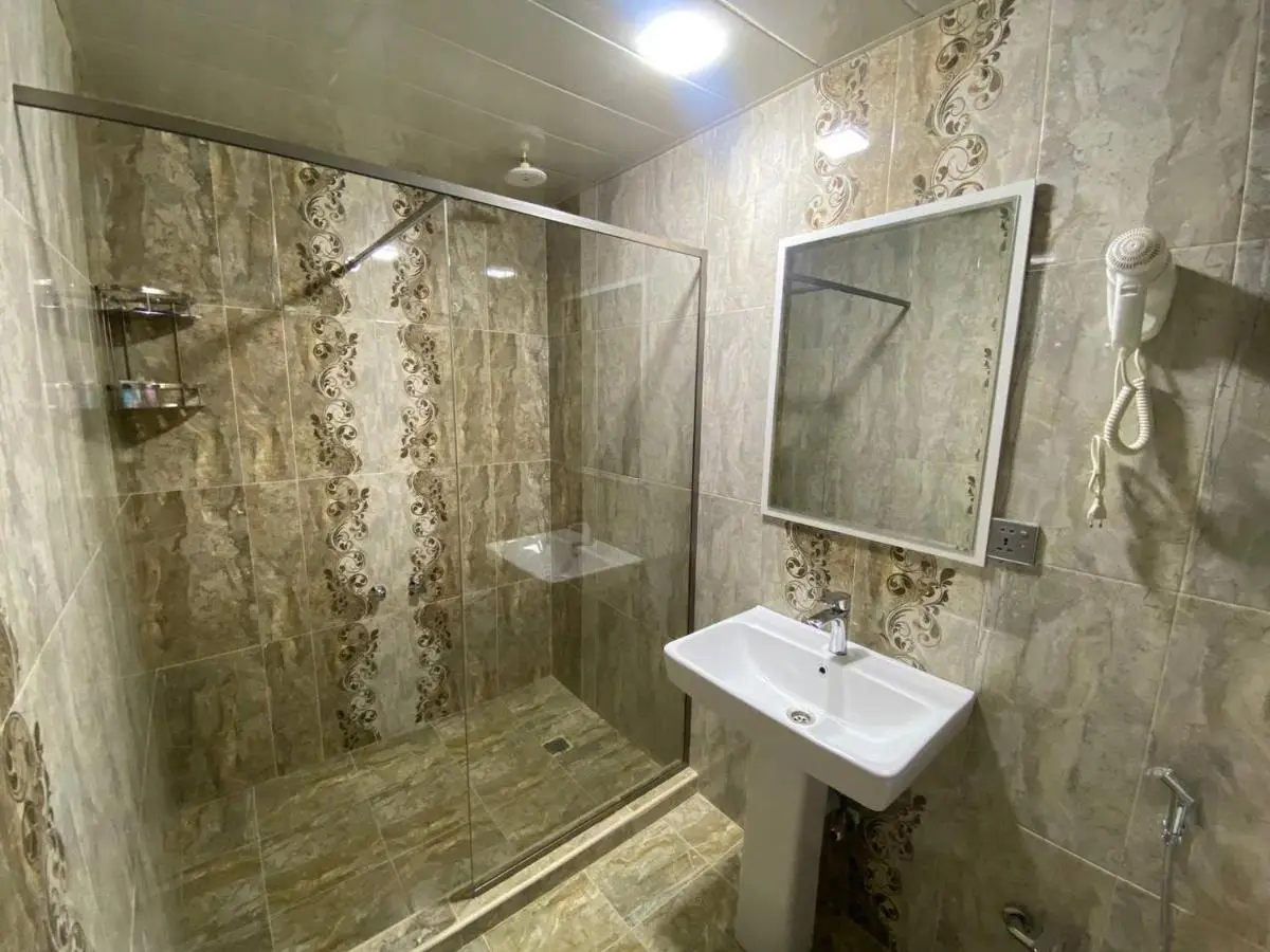 Starway Hotel