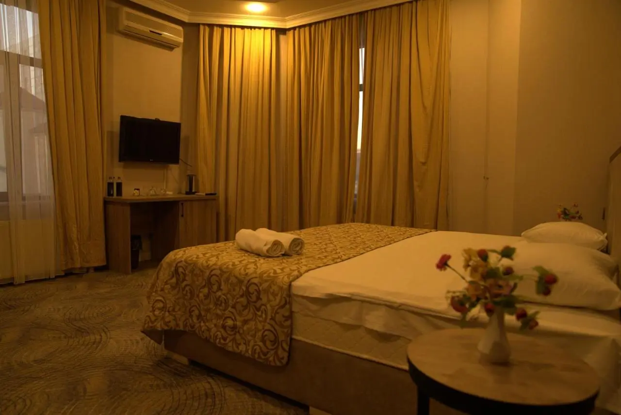Premier Hotel