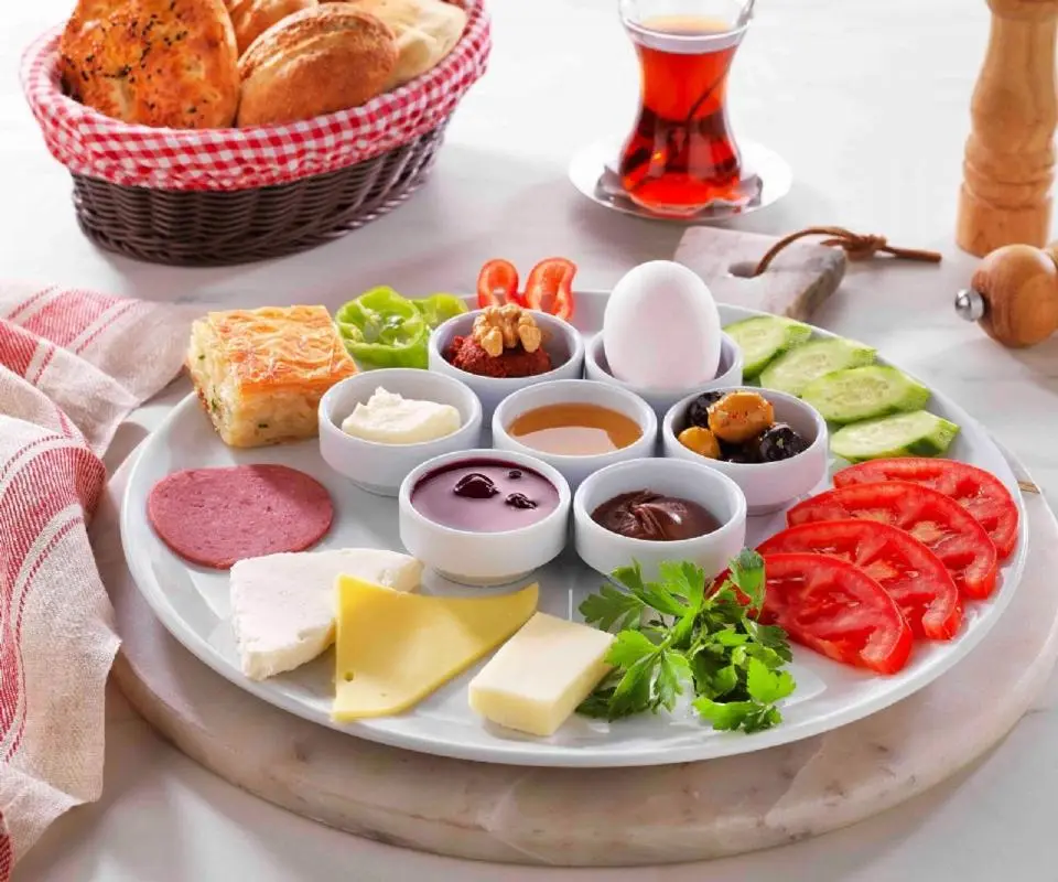 Quinnova Hotel