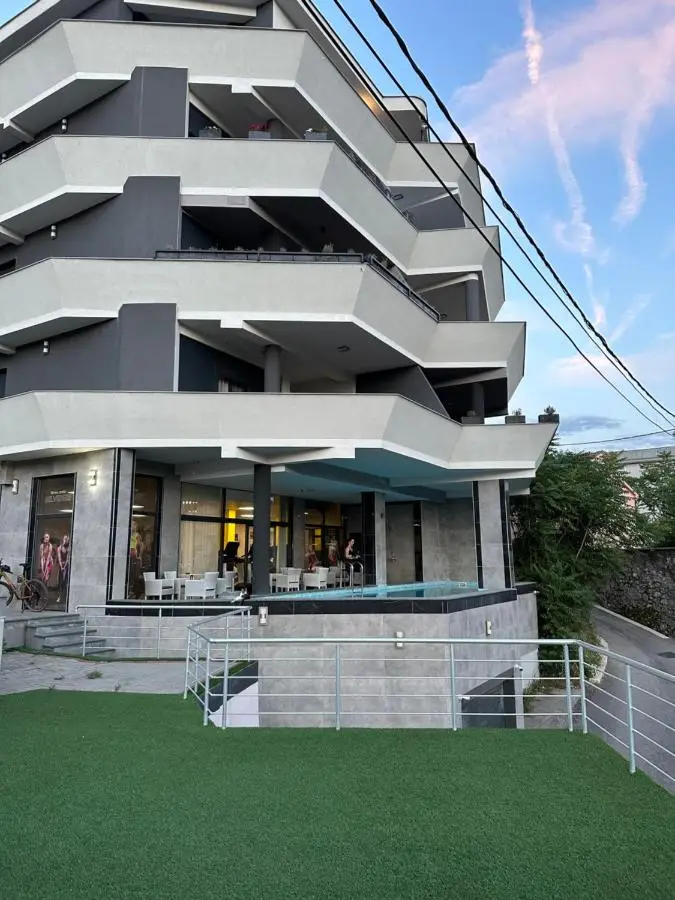 Sky hill residence Mostar