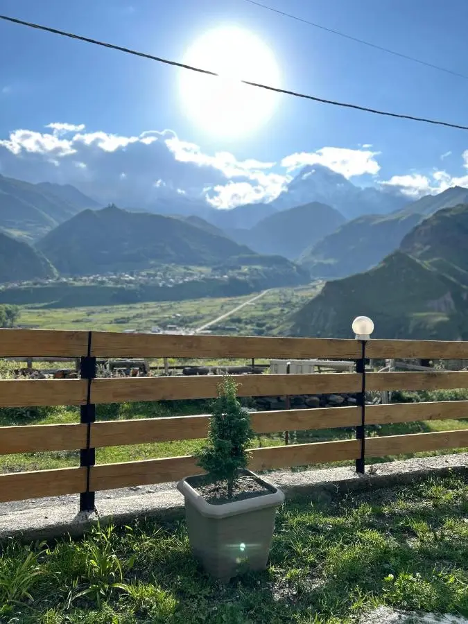 Kazbegi cottage kide- ყაზბეგში კოტეჯი კიდე