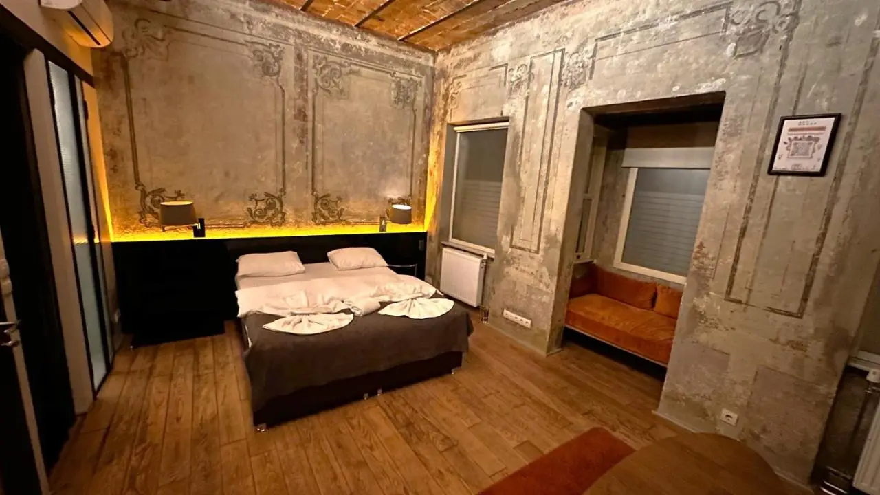 Taksim Galata Tower, Rooms Galata Historical Hotel