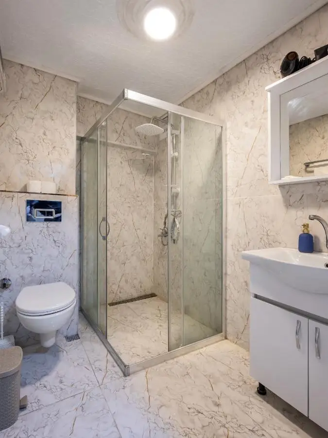 AYKA APART SUiTES OLD CITY