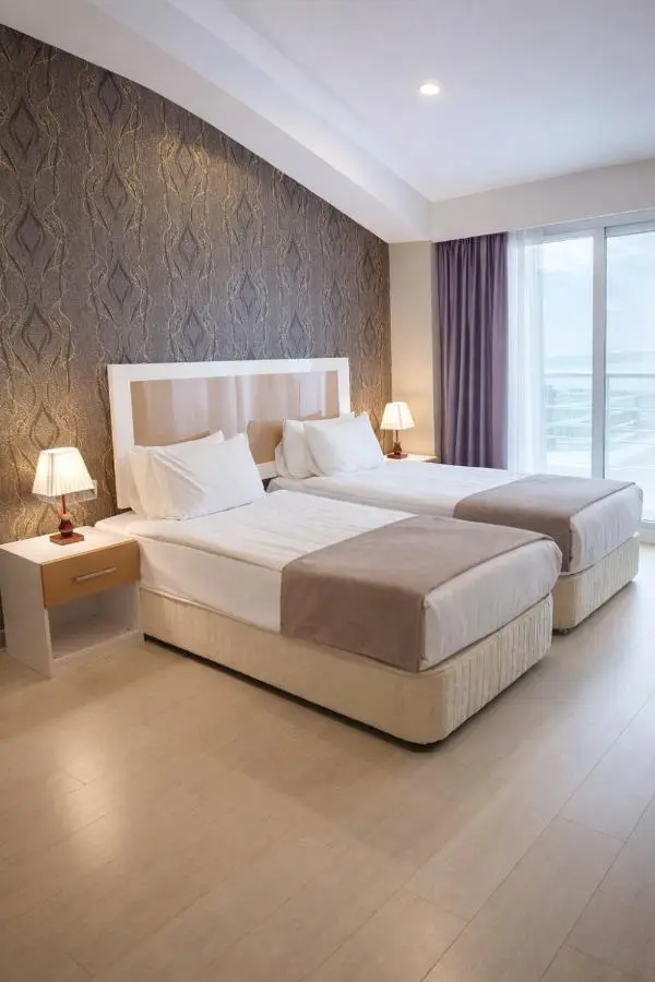 Diplomat Suites Hotel