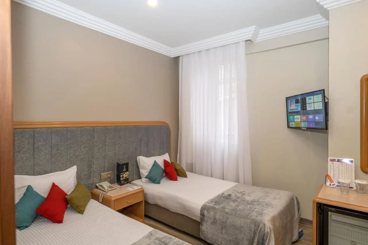 Grand Anka Hotel