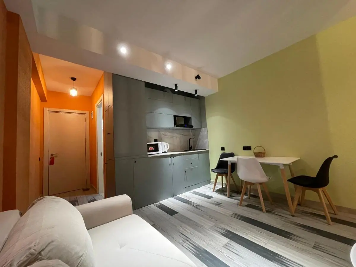 REDCO FOUR SEASONS IN NEW GUDAURI 302