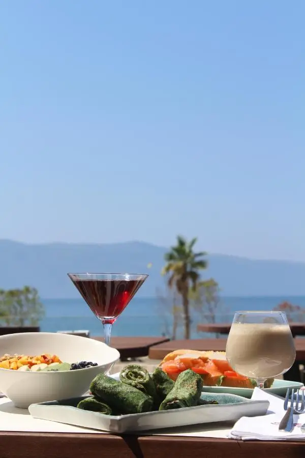 Azar Luxury Suites