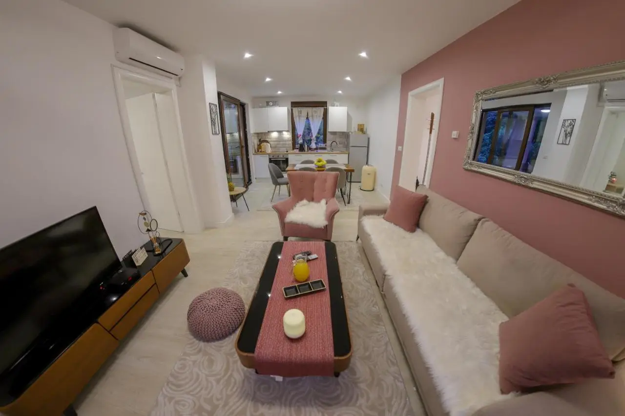 Apartments EDY