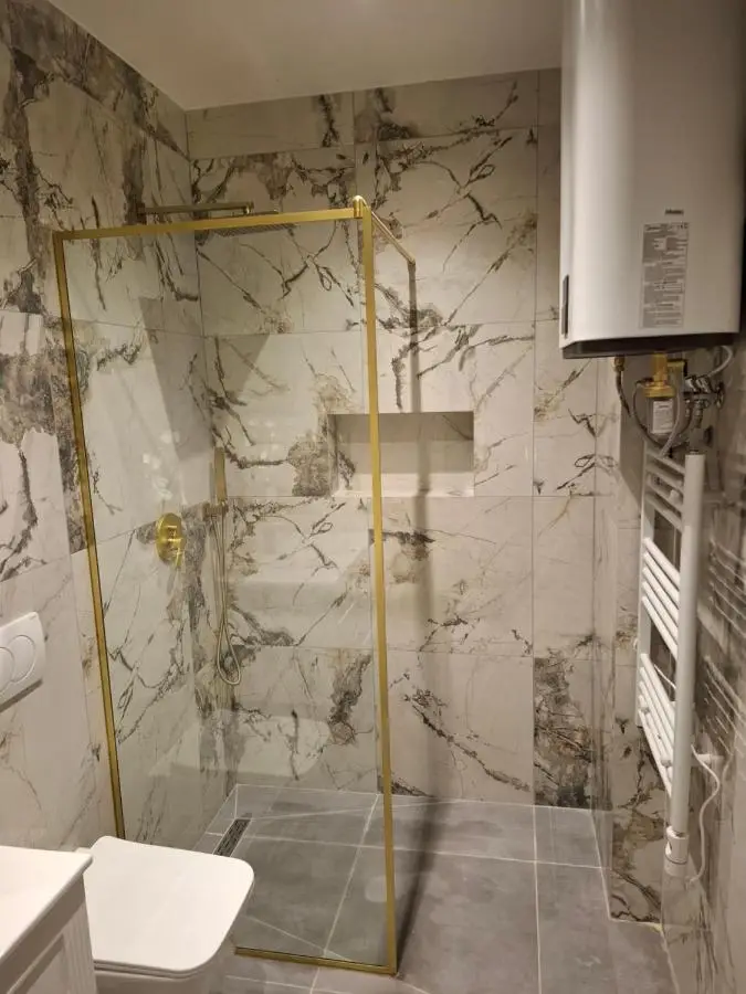 CastleView Suites